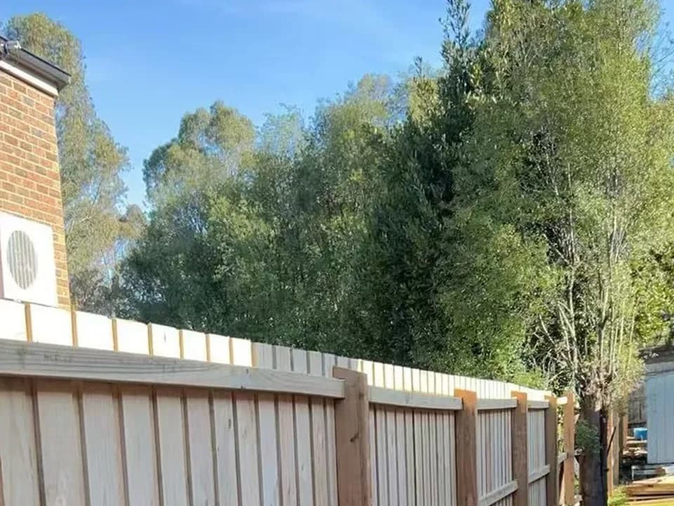 Residential boundary fence installation